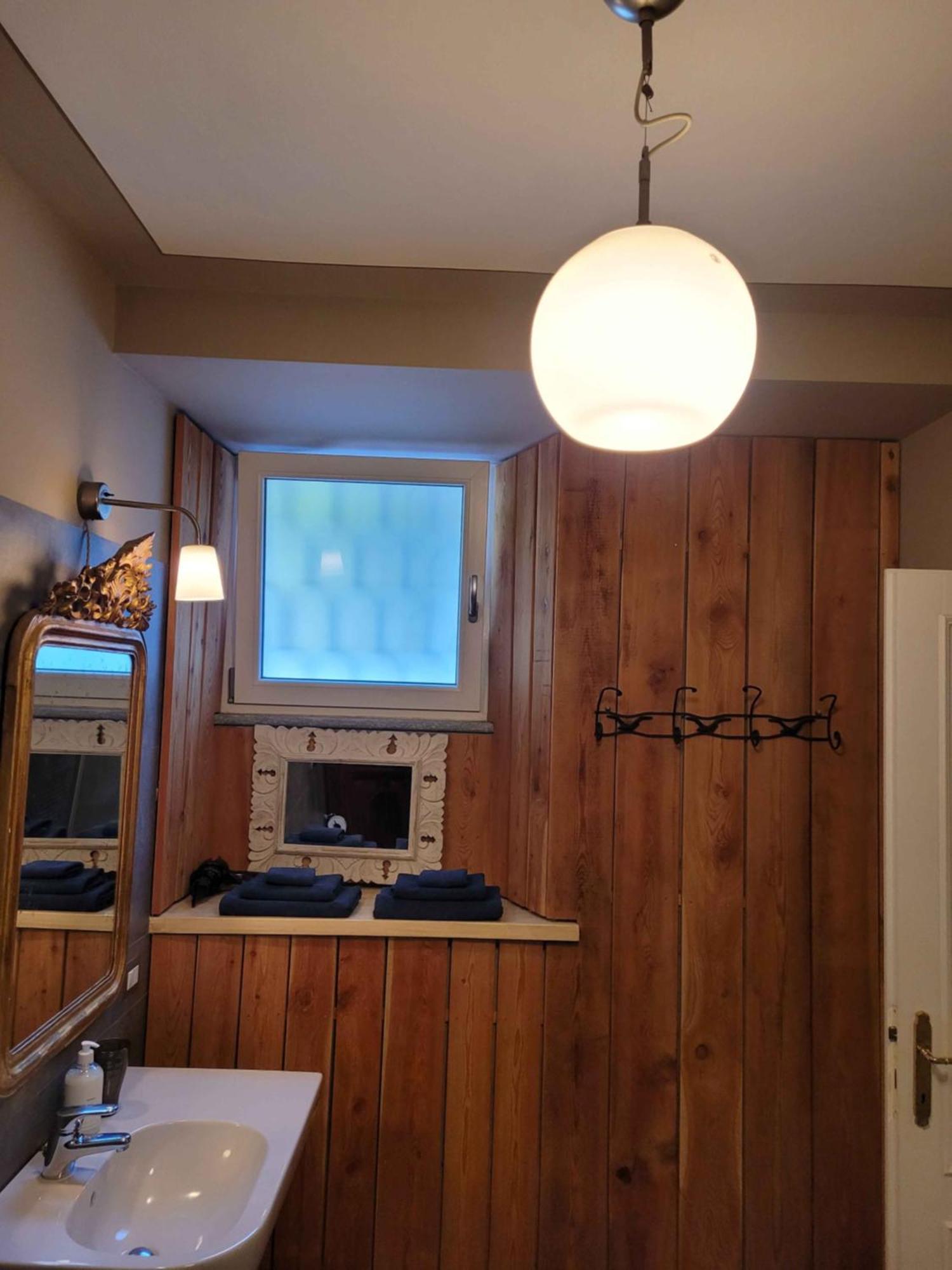 B&B Villa Tavallini Pollone Bagian luar foto