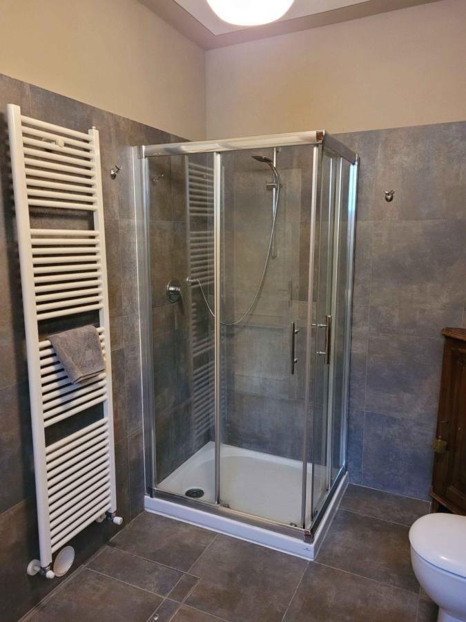 B&B Villa Tavallini Pollone Bagian luar foto